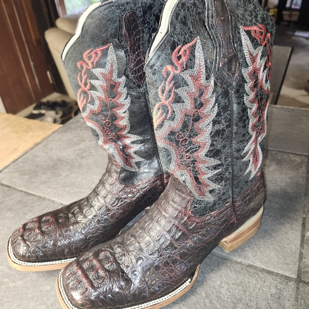 Black and Red Embroidered Cowboy Boots